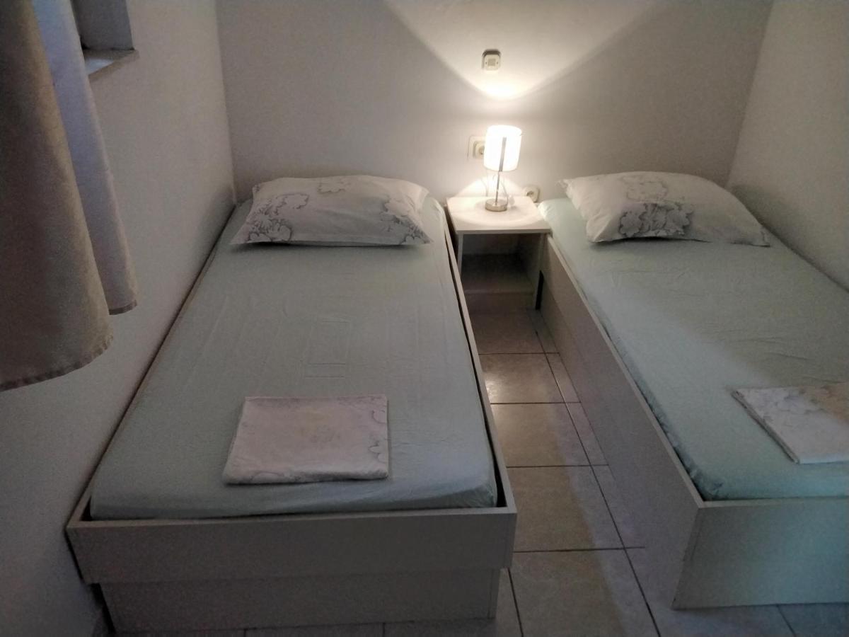 Apartmani Erceg Jadrija Εξωτερικό φωτογραφία