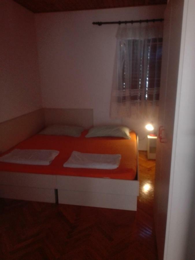 Apartmani Erceg Jadrija Εξωτερικό φωτογραφία